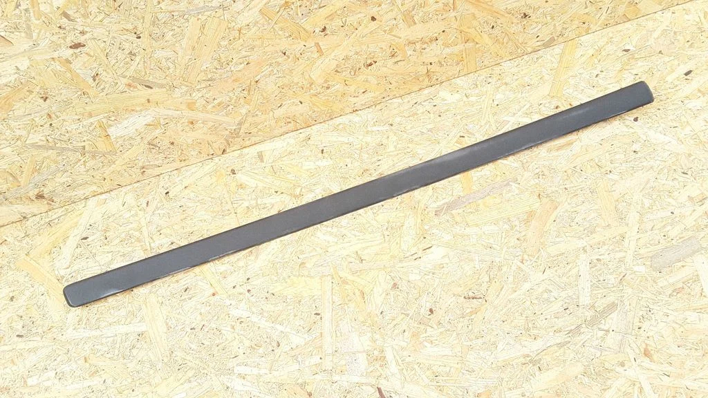 Front door trim (molding) 93318767