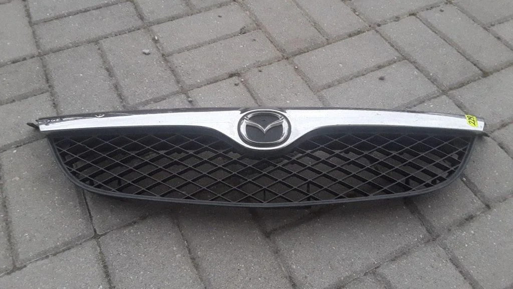 Front grill GE4V50719