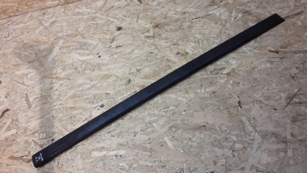 Front door trim (molding) 75322