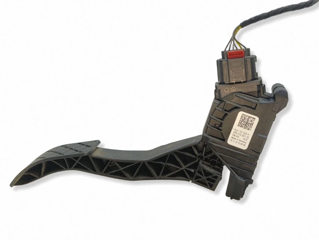 Accelerator throttle pedal 5Q1721503H