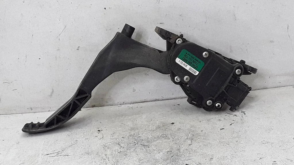 Accelerator throttle pedal 6Q1721503C
