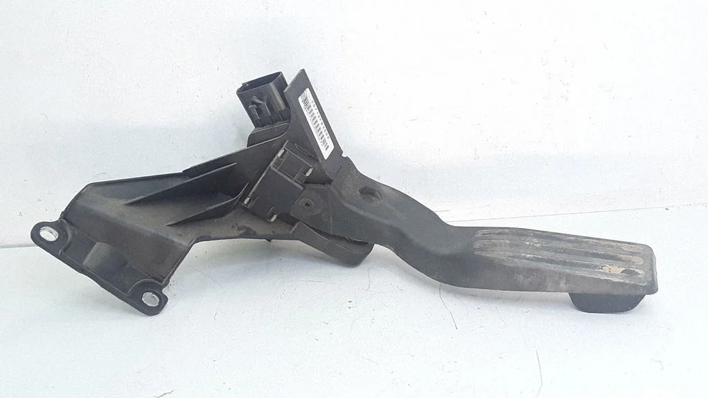 Accelerator throttle pedal 2S719F836DA