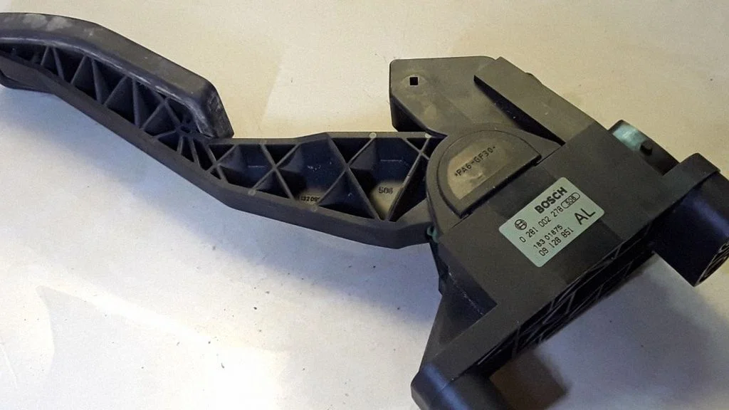 Accelerator throttle pedal 0281002278