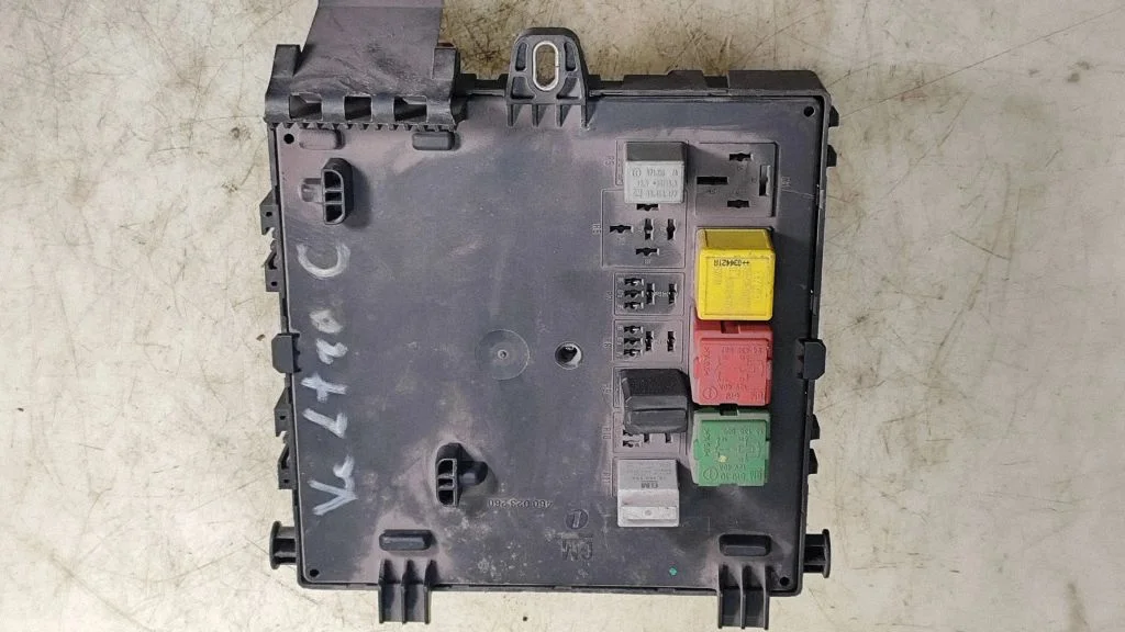 Fuse box set – Opel Vectra B (1996-2002)