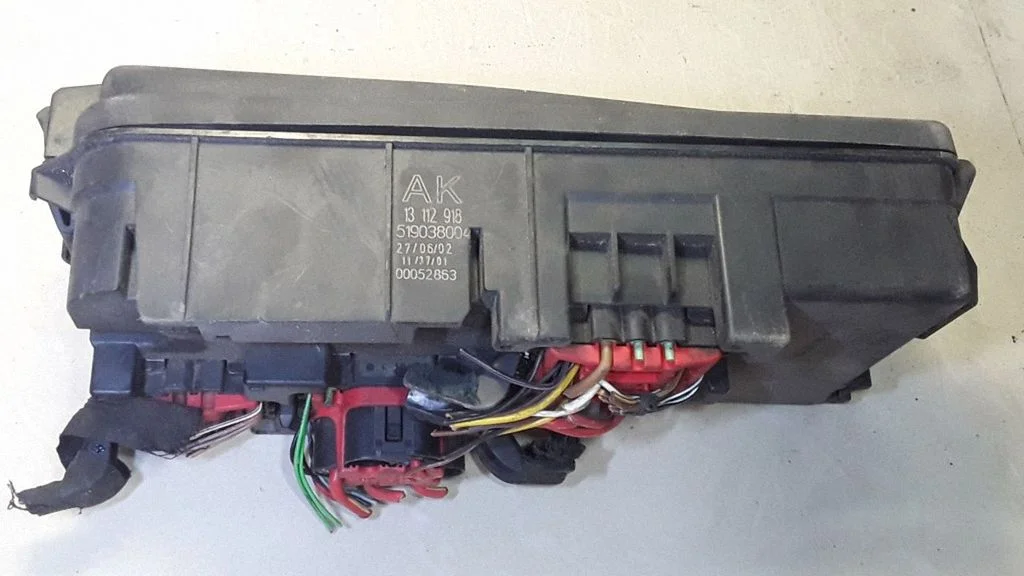 Fuse box set – Opel Vectra B (1996-2002)