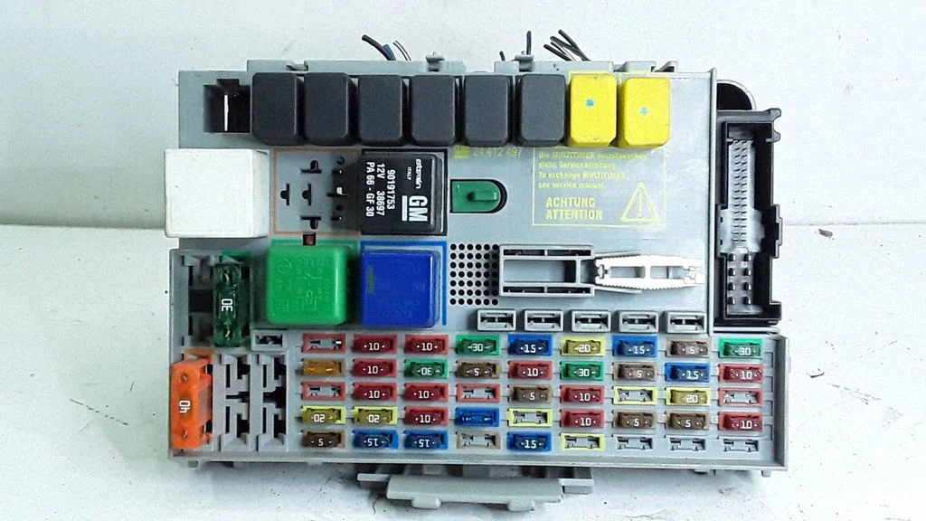 Fuse box set – Opel Zafira A (1999-2005)