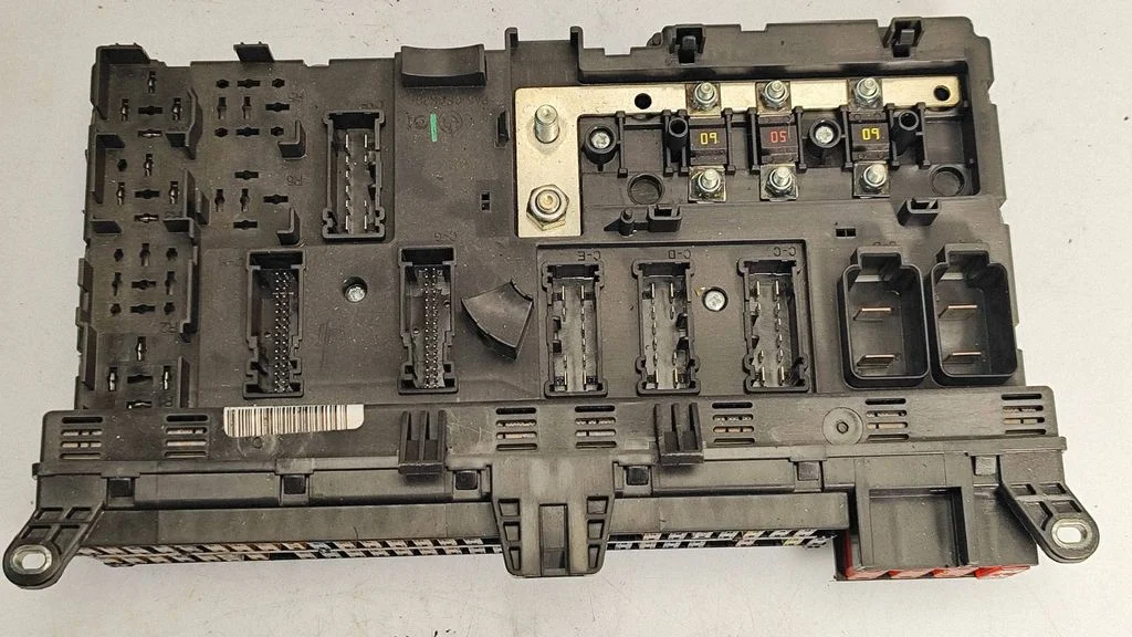 Fuse box set – BMW X5 E53 (1999-2006)
