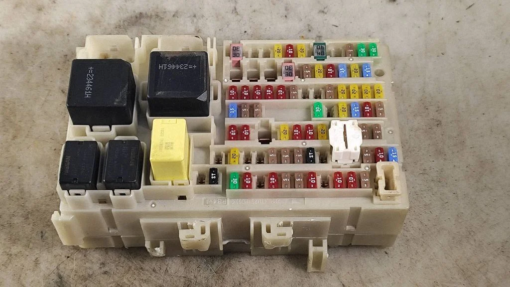 Fuse module – Nissan Qashqai J12 (2021-)