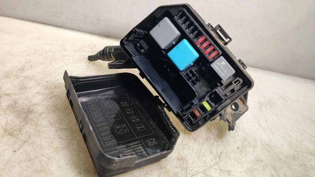 Fuse box set – Toyota Yaris (2015-)
