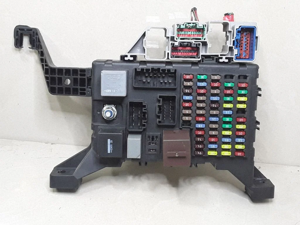 Kaitsmeplokk 4X4314A073AE