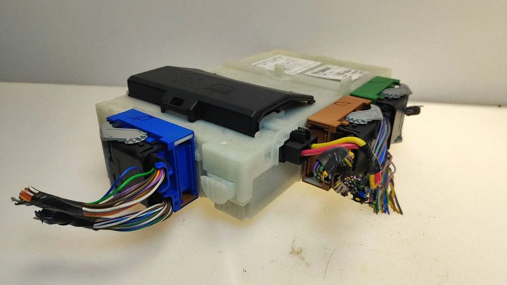 Fuse module 7G9T14A073DC