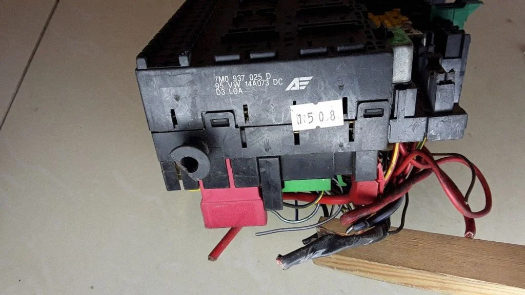Fuse module 7M0937025D