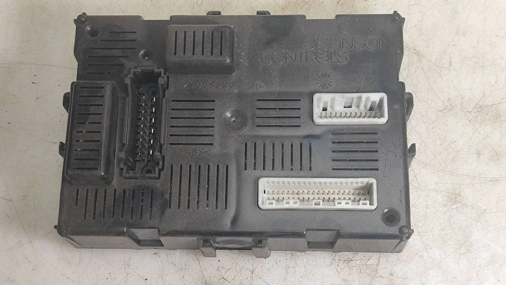 Comfort/convenience module 284B2AX620 – Nissan Micra (2003-2007)
