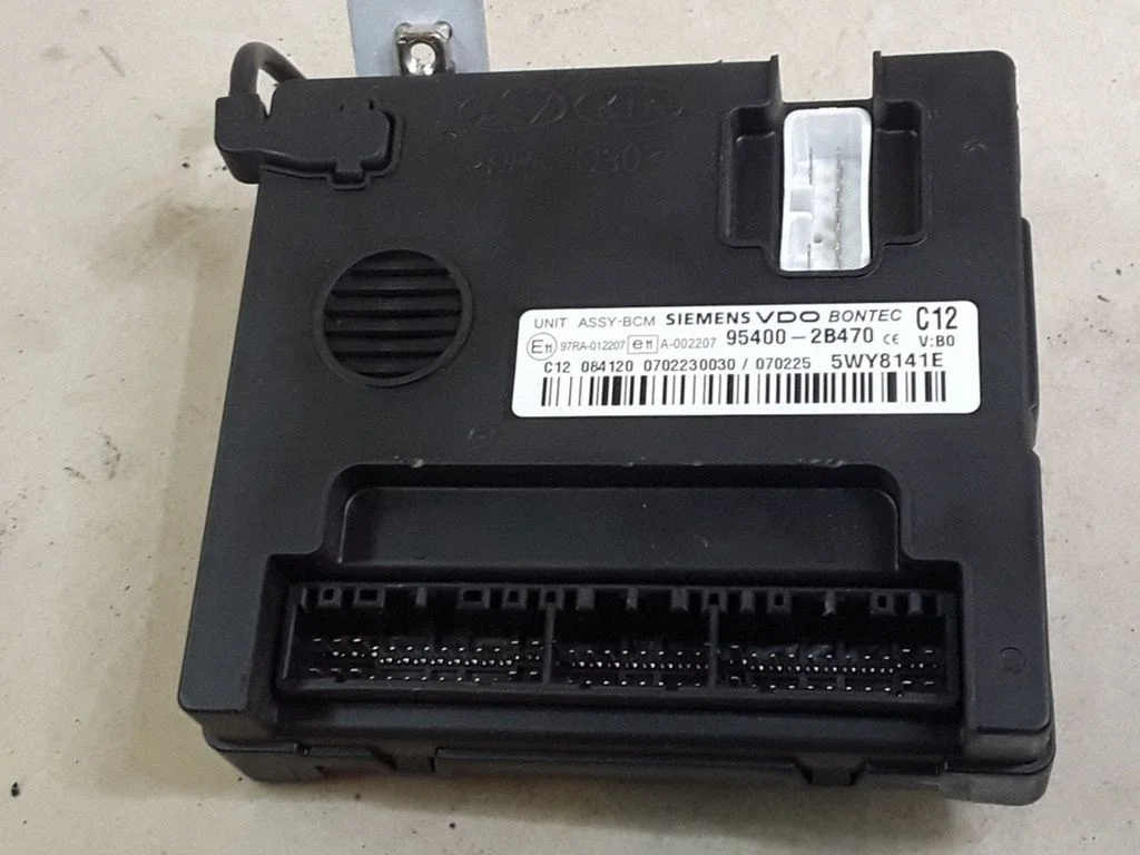 Comfort/convenience module 954002B470
