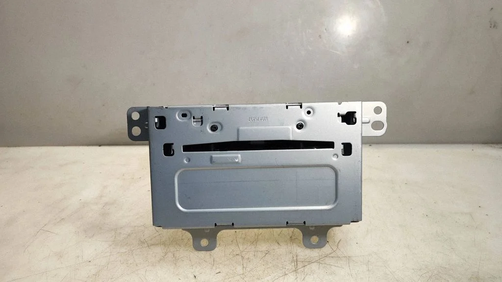 Radio/CD/DVD/GPS head unit 22936573 – Opel Cascada (2013-)