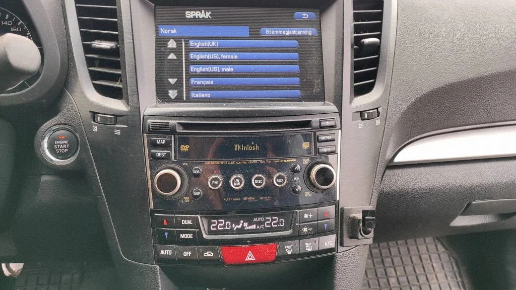 Radio, odtwarzacz CD/DVD, nawigacja 86271AJ450