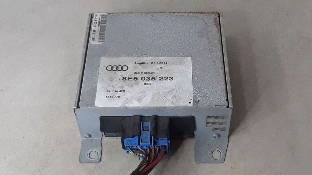 Sound amplifier – Audi A4 S4 B6 8E 8H (2001-2005)