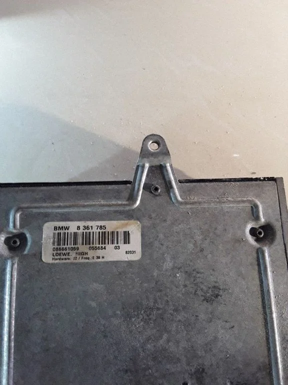 Sound amplifier – BMW 7 Series E38 (1993-2001)