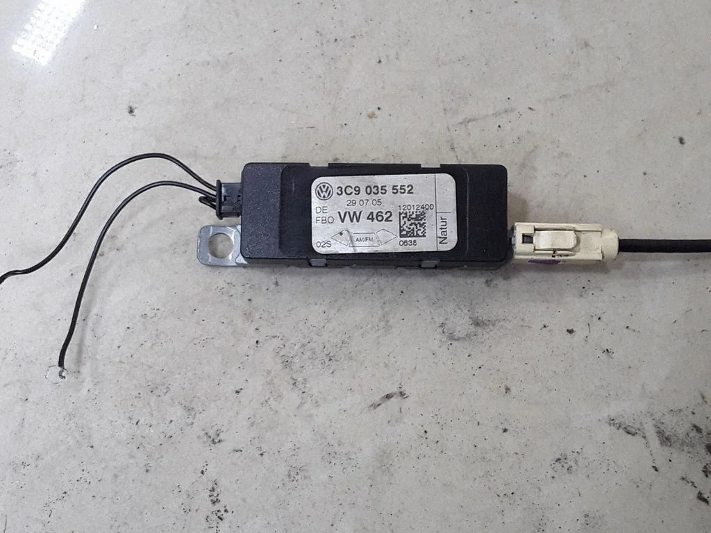 Antenni võimendi 3C9035552