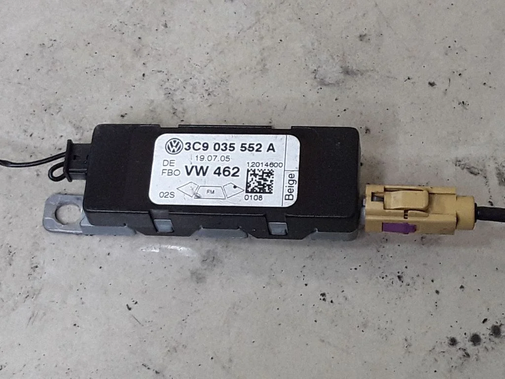 Antenni võimendi 3C9035552A
