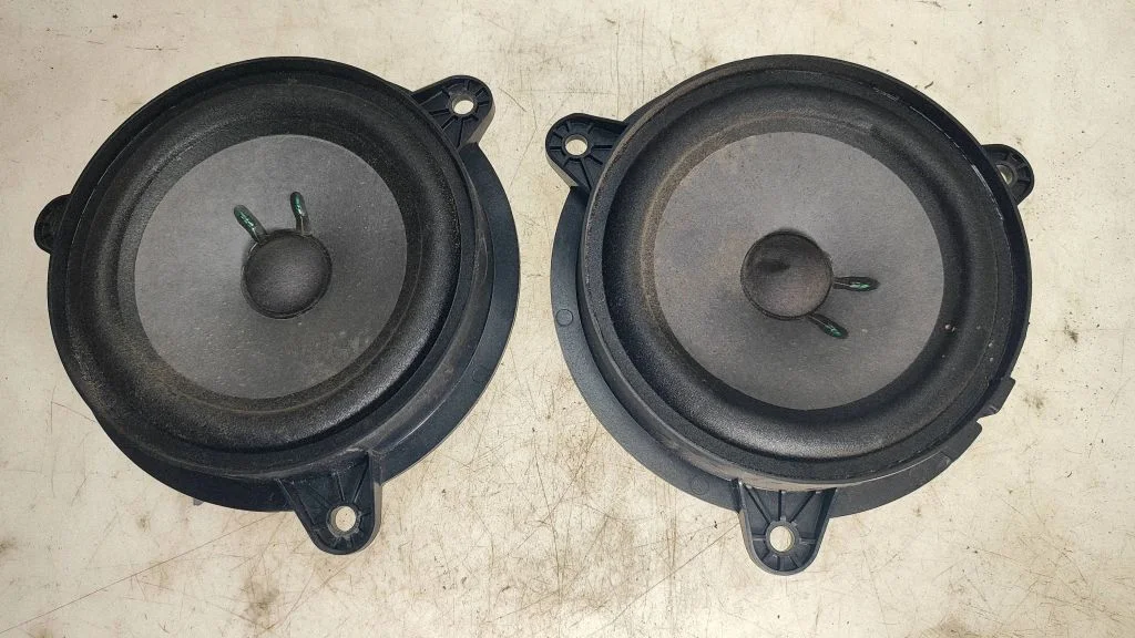 Front door speaker 28156AM900