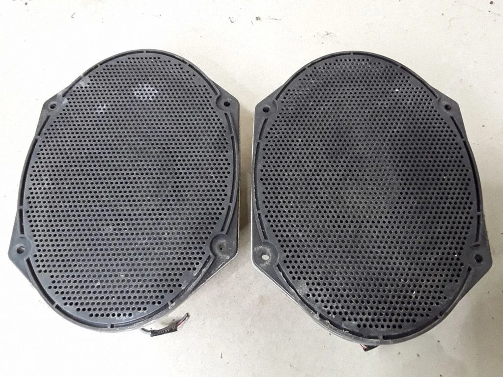 Front door speaker XW7F18808AB