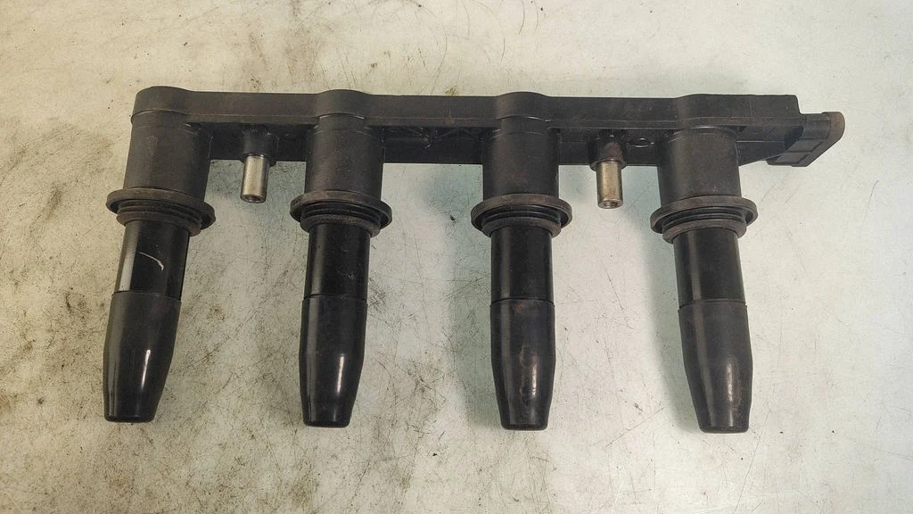 High voltage ignition coil 55561655