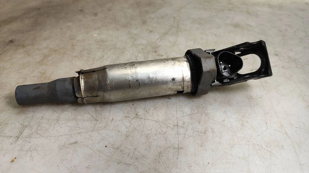 High voltage ignition coil 7577118
