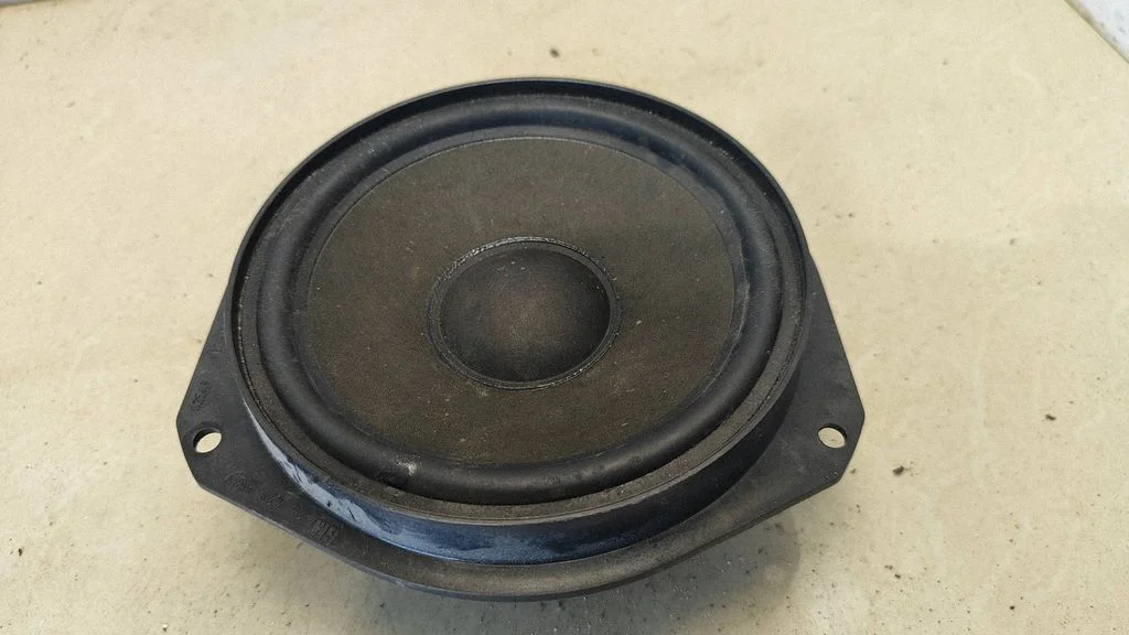 Front door speaker 24423552