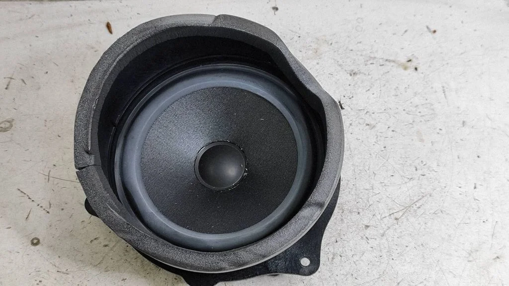 Front door speaker 8379567