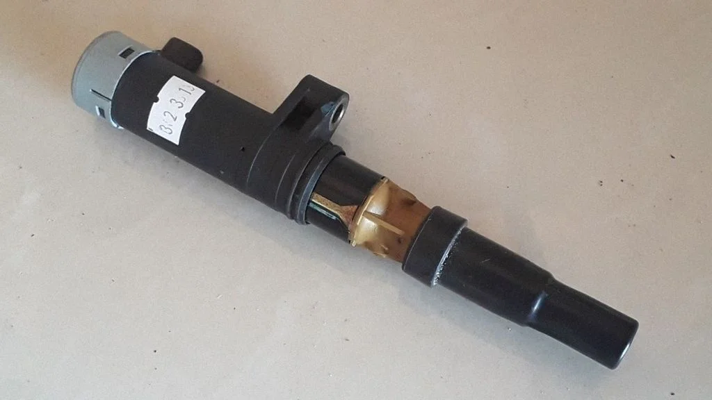 High voltage ignition coil 7700875000