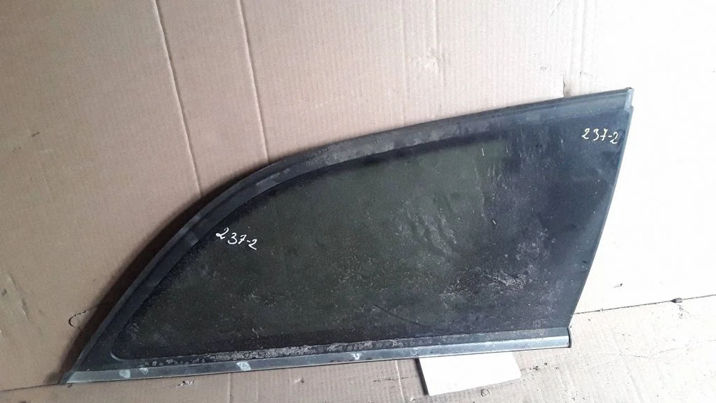 Rear side window – Opel Vectra C (2002-2005)