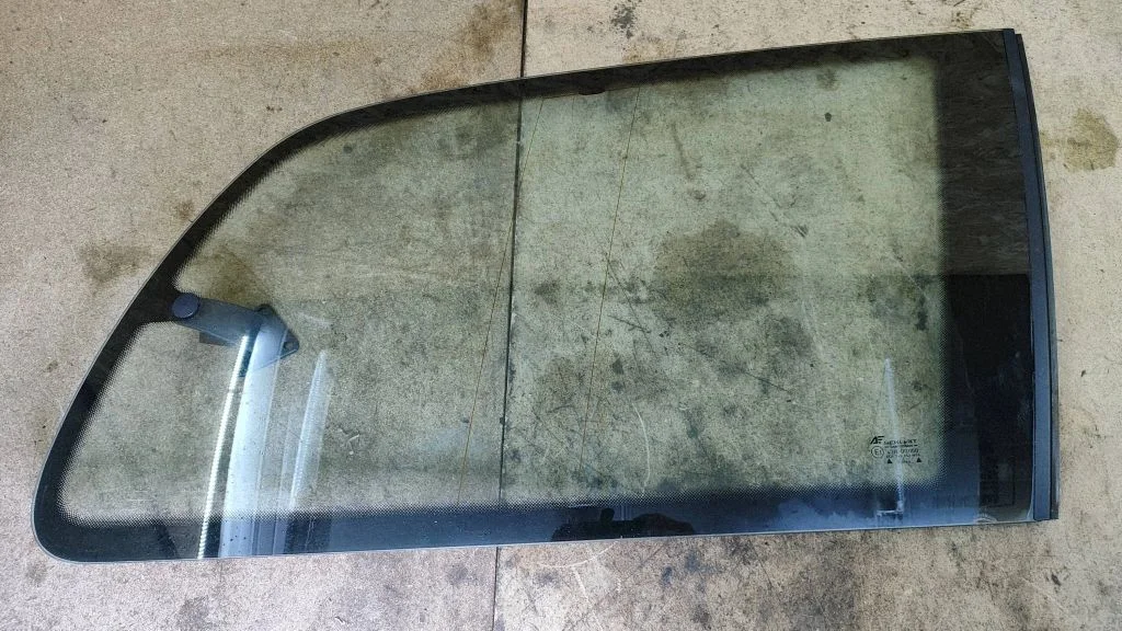 Rear side window – Volkswagen Sharan (2001-2010)
