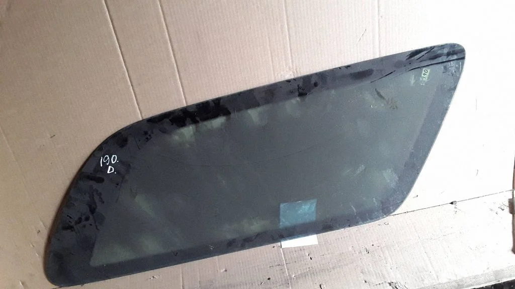 Rear side window – Ford Mondeo MK II (1996-2000)