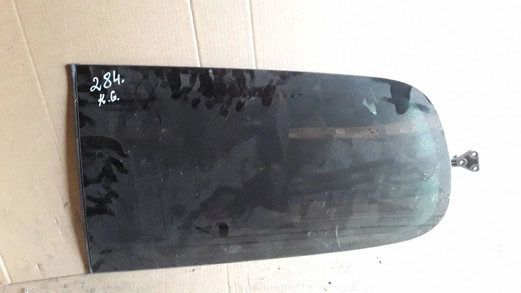Rear side window – Peugeot 307 (2001-2005)