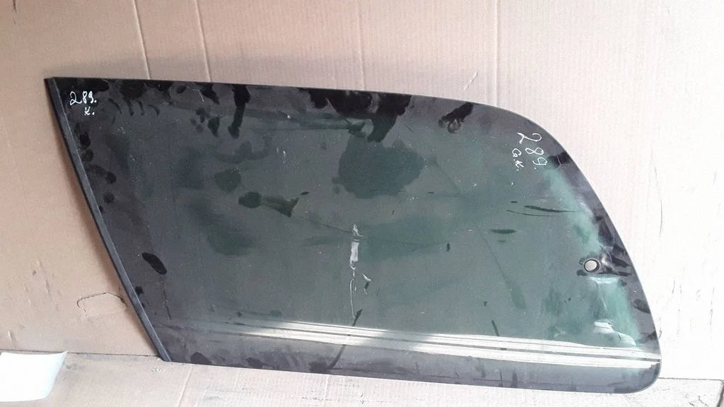 Rear side window – Ford Galaxy (2000-2006)
