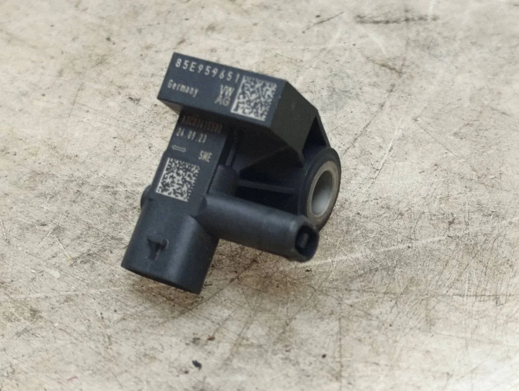 Airbag deployment crash/impact sensor 85E959651