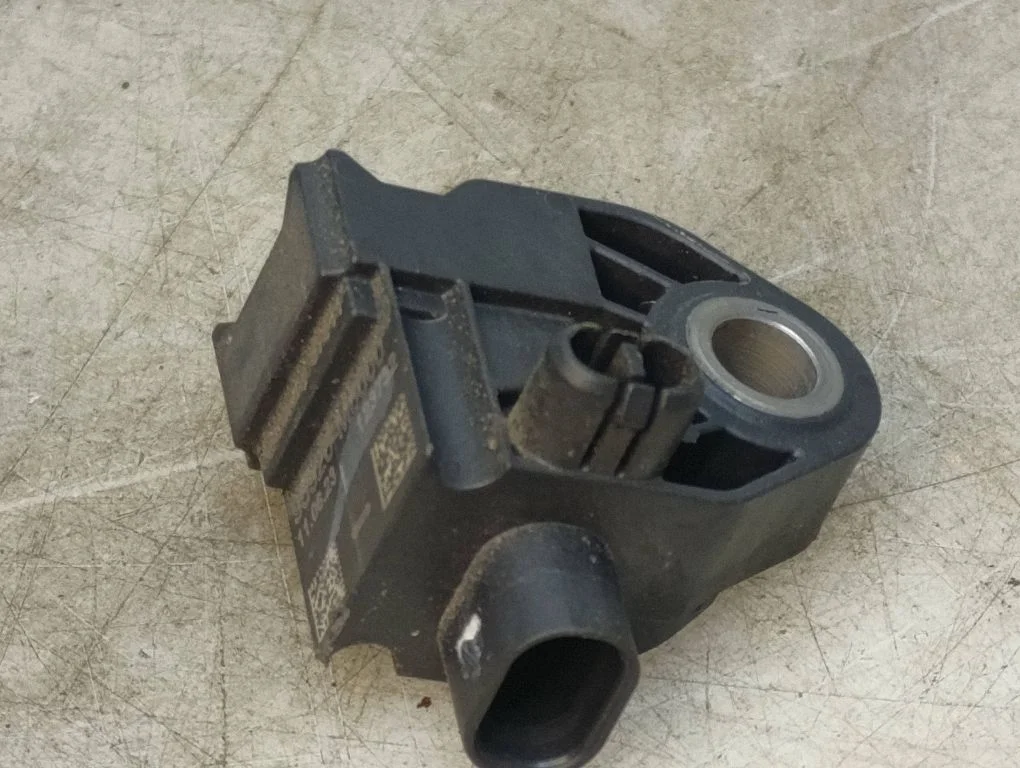 Airbag deployment crash/impact sensor 95920M6000