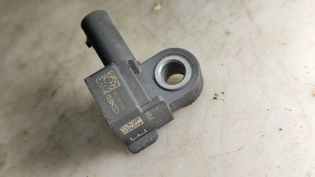 Airbag deployment crash/impact sensor – KIA EV6 (2021-)