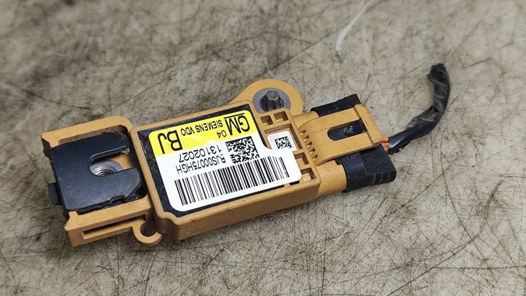 Airbag deployment crash/impact sensor – Opel Vectra C (2002-2005)