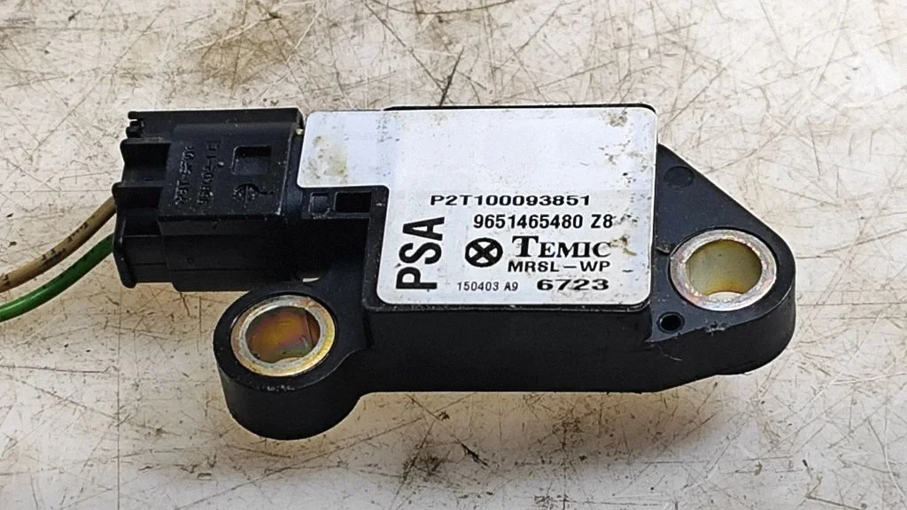 Drošības spilvenu trieciena sensors 9651465480