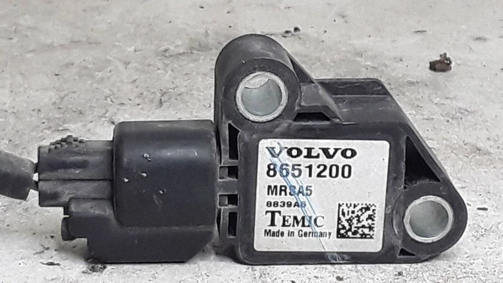 Drošības spilvenu trieciena sensors 8839A5