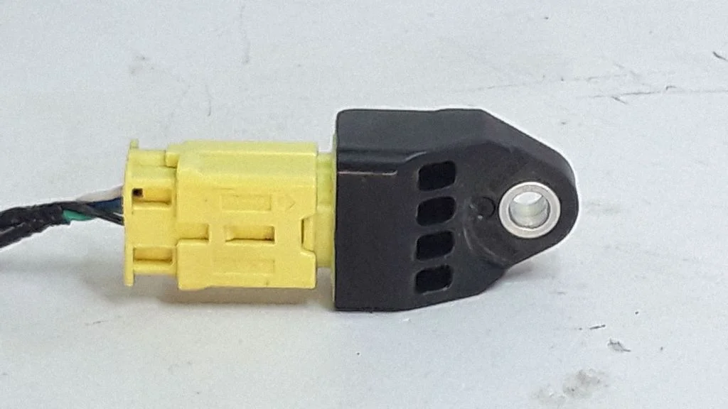 Airbag deployment crash/impact sensor – Subaru Impreza III (2008-2011)