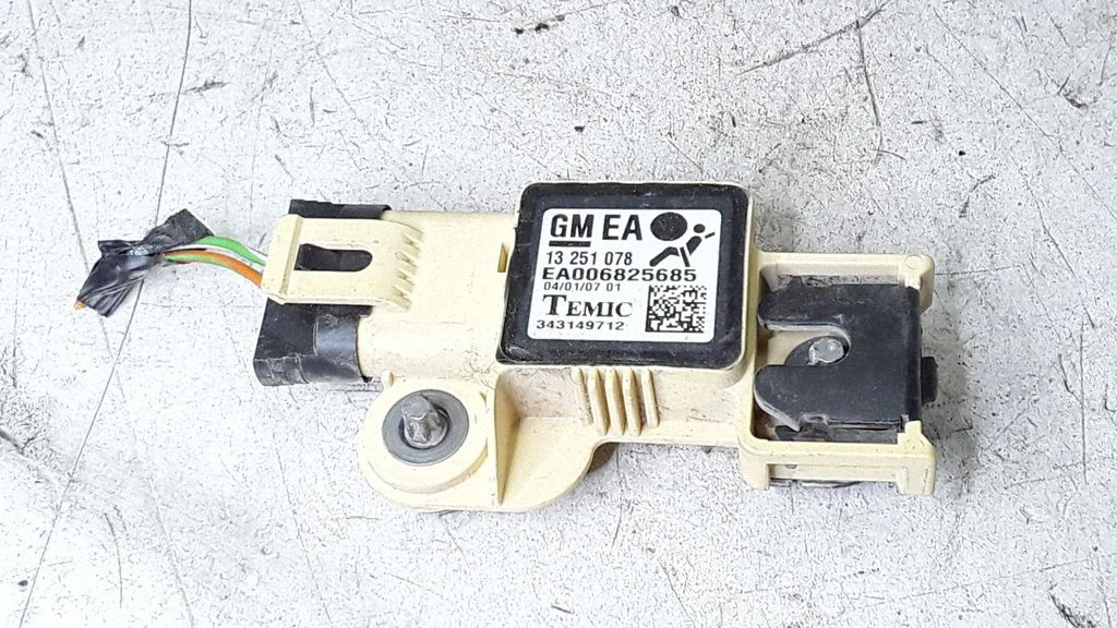 Airbag deployment crash/impact sensor 13251078