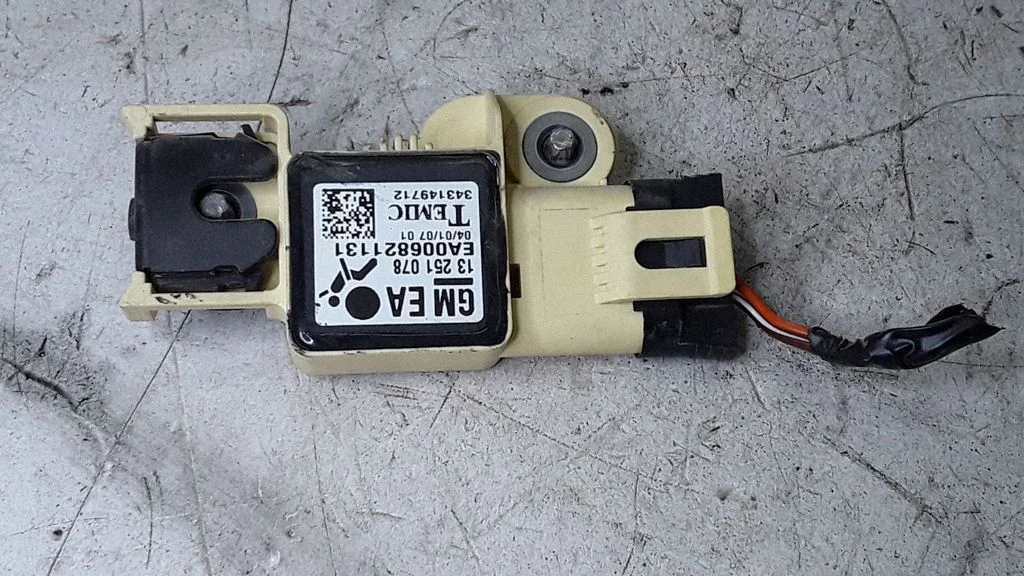 Airbag deployment crash/impact sensor 13251078