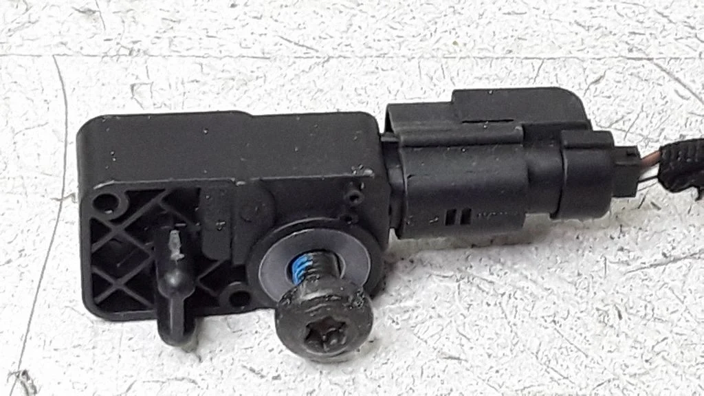Airbag deployment crash/impact sensor 13502341