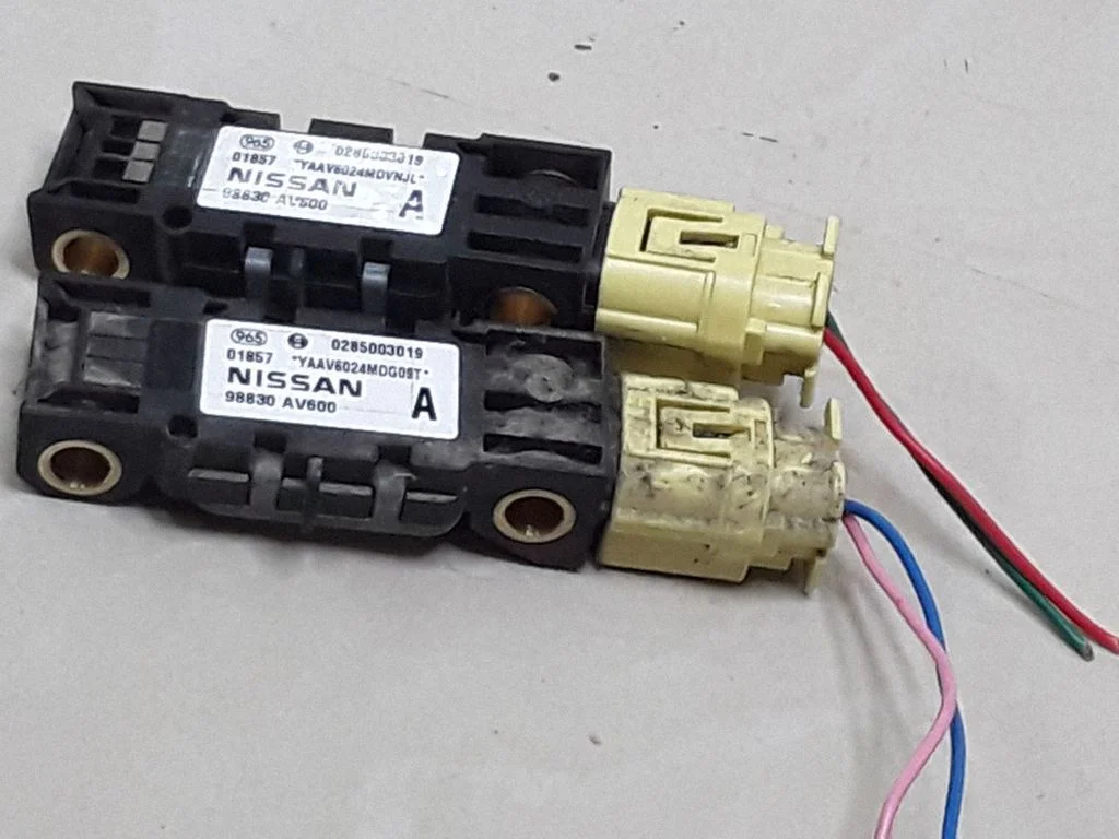 Turvapadja löögiandur 98830AV600