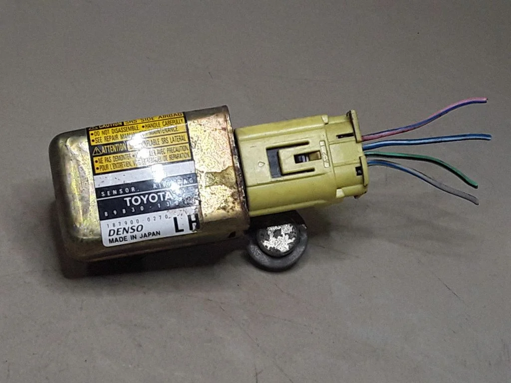 Turvapadja löögiandur – Toyota Corolla Verso E121 (2001-2004)