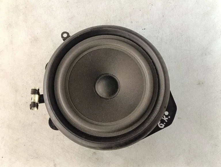 Rear door speaker 8E0035411