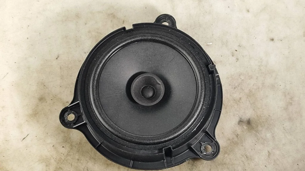 Rear door speaker 281566RA0A
